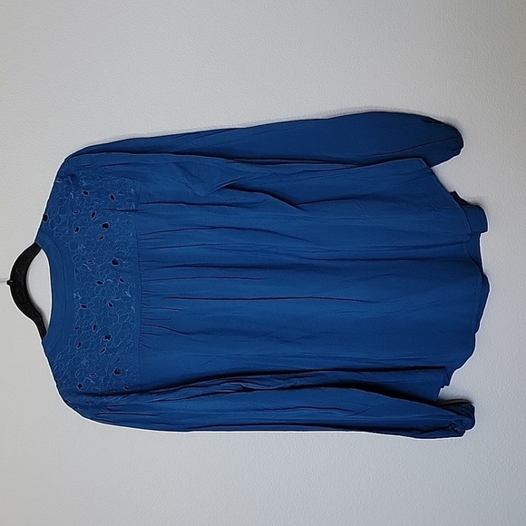 Torrid NWT Cutwork beaded embroidered cutout detail long sleeve boho blouse 0X - Picture 9 of 11